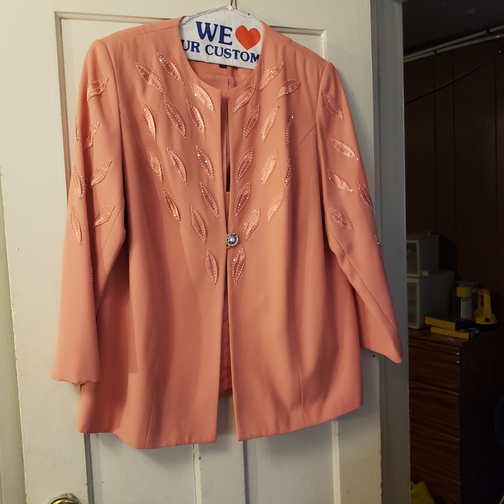 Women's plus size suit
